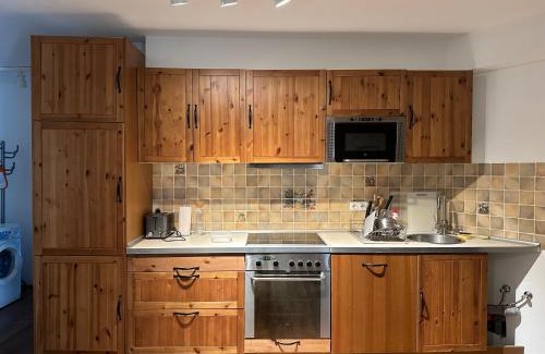 Csopak Apartment | Beachfront Apartment with garden in Csopak