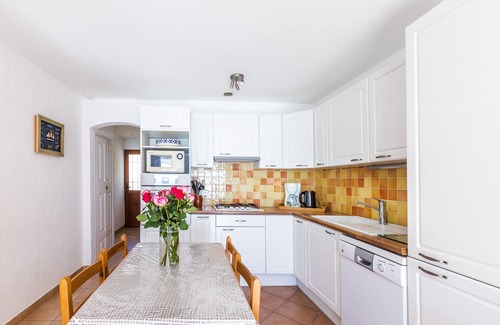 Cavaliere Beach Villa | Beachfront beach villa with sand terrace air conditioning