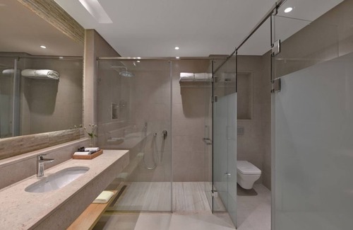 Soma Bay Hotel | Beachfront Stay Designed for Relaxation | Swim, Dine & Dive Nearby