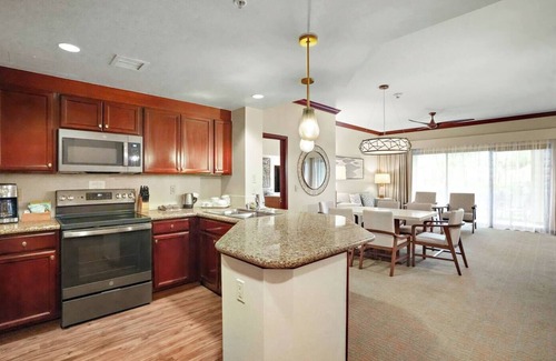 Ko Olina Resort | Beachfront Fun at KoOlina Club Resort+Amenities