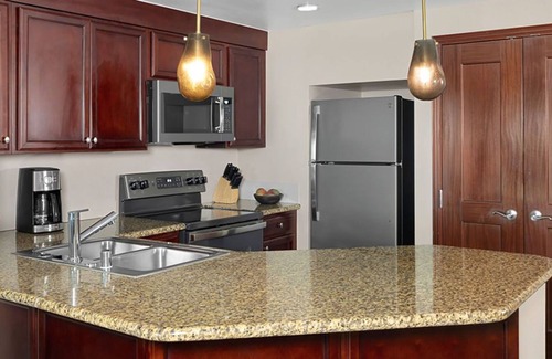 Ko Olina Resort | Beachfront Fun at KoOlina Club Resort+Amenities