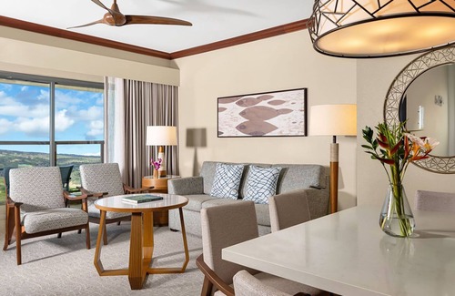 Ko Olina Resort | Beachfront Fun at KoOlina Club Resort+Amenities