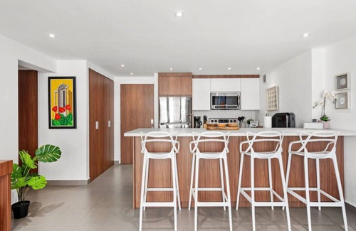 Carolina Apartment | Beachfront Gem Isla Verde Walk 2 Eat W/D