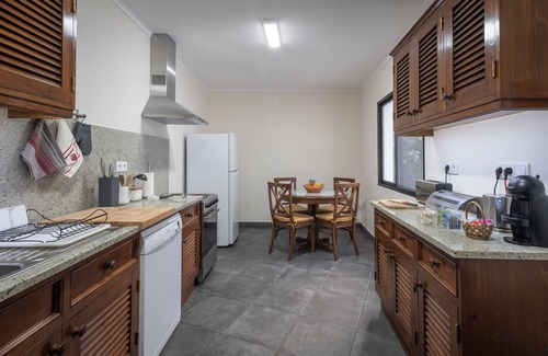 Caloura Villa | Beachfront house for 8 in the island's prime area - Caloura