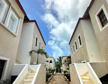 Malindi Marine National Park Apartment | Beachfront Palm Haven