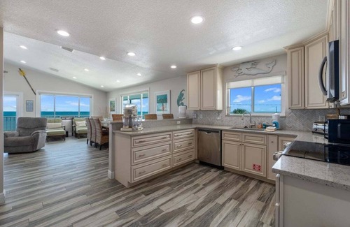 Flagler Beach Condo | Beachfront, Pet Friendly-Flagler Beach!