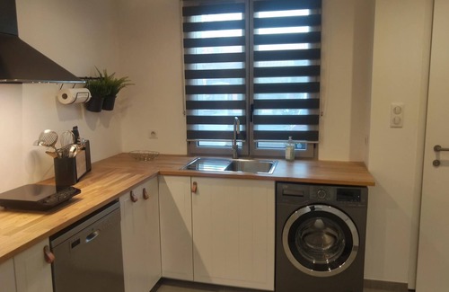 Port District Apartment | Beachfront studio with pool.