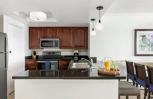 Estate Bakkero Condo | Beachfront St Thomas Get Away - Family Friendly Resort Condo