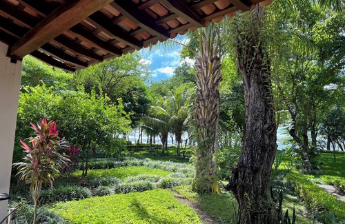 Playa El Coco Condo | Beachfront Villa - Playa Coco (near San Juan del Sur)