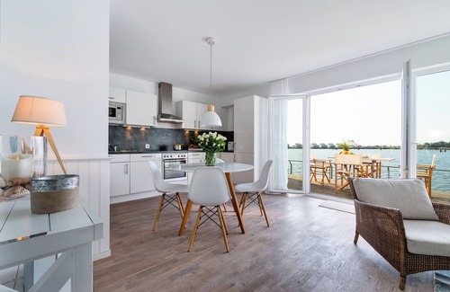 Olpenitz Apartment | Beachhouse on the Baltic Sea: "Pier 51" with south-facing terrace & sauna right on the waterfront