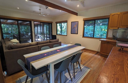 Beachmere House | Beachmere Escape - Unique and Tranquil. Just what you need. Book now!