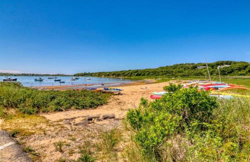 Aquinnah House | Beachroad Hideout