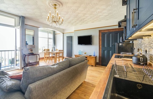 Hornsea Cottage | Beachside Apartment