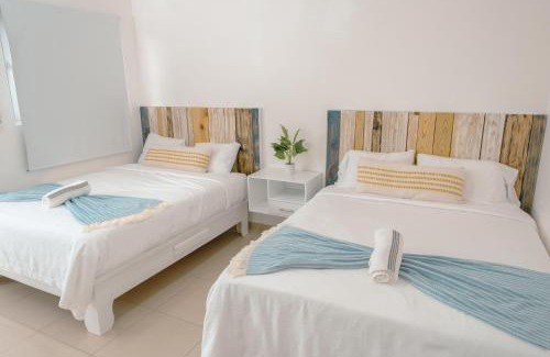 Villas Del Mar Apartment | Beachside Hideaway 2BR 2B Apt w Pool Balcony And Elevator