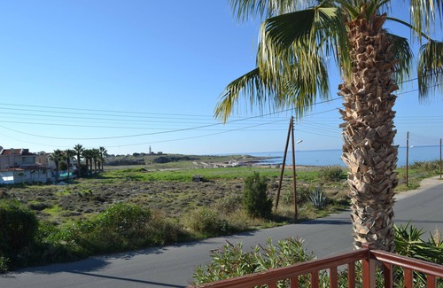 Paphos House | Beachside Villa. Sea and beach views. Free Paphos airport transfers free aircon