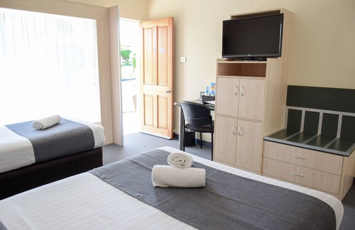 Ulverstone Hotel | Beachway Motel & Restaurant