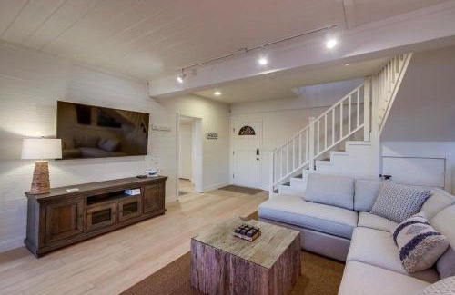 Leucadia House | Beacons