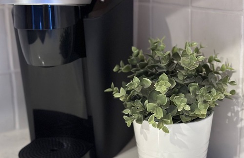 Sweetwater Cabin | Bear Lake Cabin on golf course. Ideal Beach access, private hot tub, hammocks!