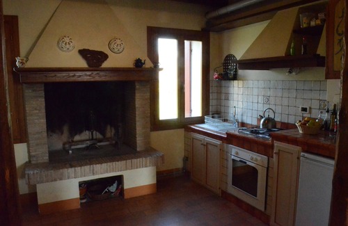 San Zenone degli Ezzelini Apartment | Beautiful apartment surrounded by greenery a stone's throw from the mountains