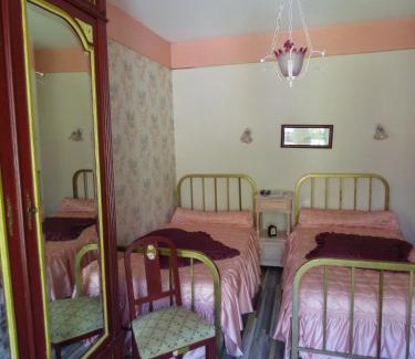 Royeres Bed & Breakfast | Beau Site Guimauve et Vieilles Dentelles