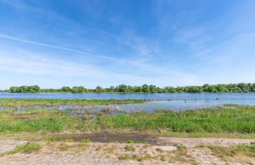 Bouchemaine Apartment | Beau STUDIO vue LOIRE