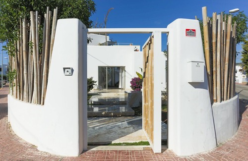 Sant Jordi de Ses Salines House | BEAUTIFUL VILLA IN THE HEART OF Playa den Bossa ETV-2047-E