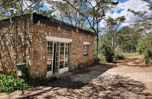 Juliasdale Cottage | Beautiful 1-bed Cottage in Juliasdale