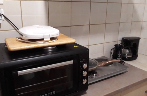 Agios Panteleimonas House | Beautiful 1-Bed House in Athens