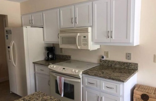 Lochmoor Waterway Estates House | Beautiful 2-bedroom ranch with pool on the water!