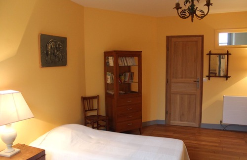 Salbris Bed & Breakfast | Beautiful 2-bedroom, 1-bathroom suite in a Sologne chateau