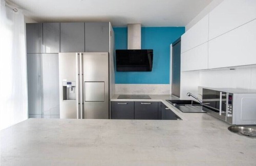 Center Apartment | Beautiful 2 bedroom apartment 40 min from Paris.nn