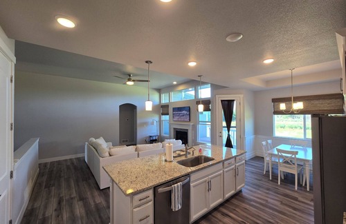 Greeley House | Beautiful 3 bedroom Northwest Greeley home minutes from Windsor.