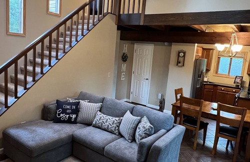 Lake Ariel House | Beautiful 3 bedroom updated home in the gated community, The Hideout