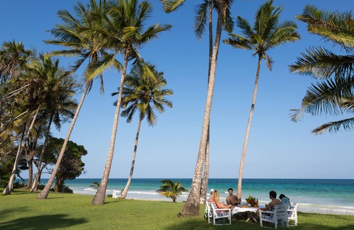 Diani Beach House | Beautiful 4/5 bedroom house with pool overlooking the best beach in Africa