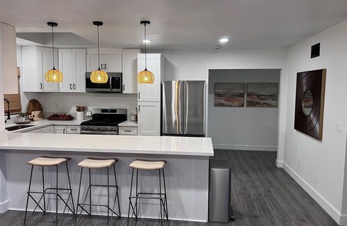 Lincoln Acres House | Beautiful 4-bedroom house with pool in Sunny San Diego