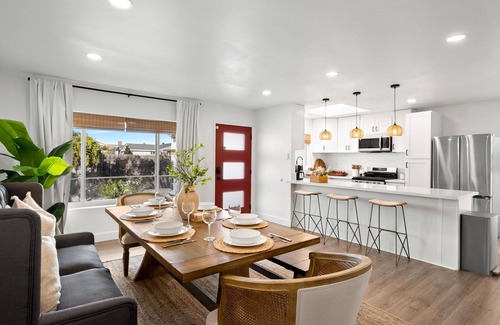 Lincoln Acres House | Beautiful 4-bedroom house with pool in Sunny San Diego