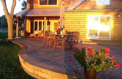 Alexandria House | Beautiful 5,000 square foot Home on quiet lake in Alexandria