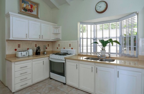 Cap Estate Villa | Beautiful 5-bed Villa With Views And Pool - Decaj 5 Bedroom Villa by RedAwning