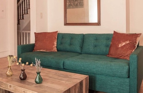 Central Park South House | Beautiful 5BR/3BA Getaway in NYC