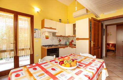 Maiorca Apartment | Beautiful Apartment “Sunrise” with Sea View, Balcony, Terrace & Pool; Parking Available