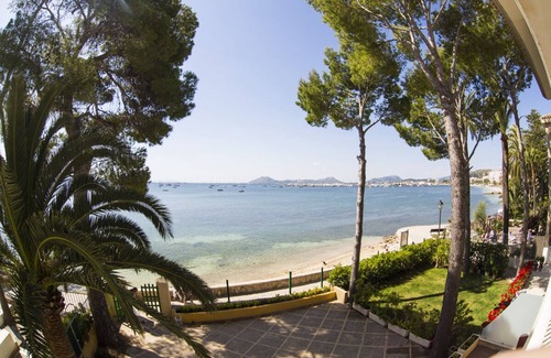 Puerto de Pollensa Apartment | Beautiful apartment on the seafront