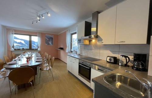 Sonnenberg Apartment | Beautiful apartment for 14 people with WIFI, TV, balcony and pets allowed