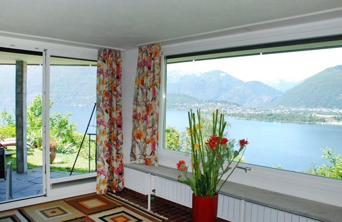 San Nazzaro Apartment | Beautiful apartment for 4 guests with WIFI, pool, TV, patio, pets allowed and panoramic view