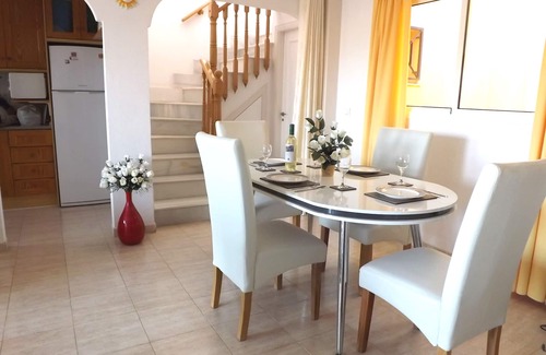 Los Arenales del Sol Apartment | Beautiful Apartment, Roof Solarium, Pool View, Full Aircon, WiFi, Sat/TV