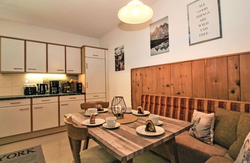 Ginzling Apartment | Beautiful apartment for 5 guests with balcony and pets allowed