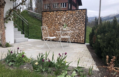 Adelboden Apartment | Beautiful apartment for 2 people with WIFI and balcony