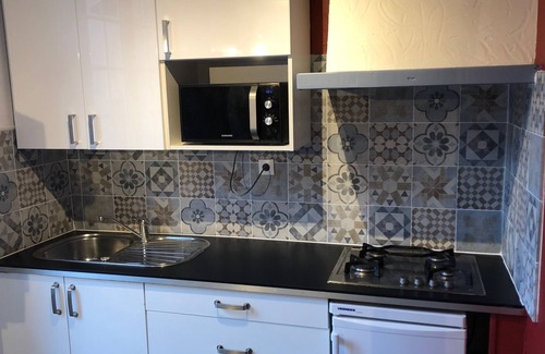 Villejuif Apartment | Beautiful apartment for 5 people with terrace