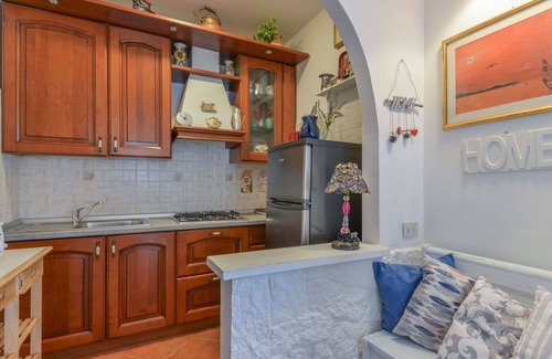 Pomonte Apartment | Beautiful apartment for 6 guests with WIFI, A/C, TV, terrace and pets allowed