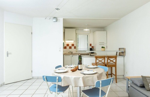 Pleurtuit Apartment | Beautiful apartment for 4 people with WIFI, TV and terrace