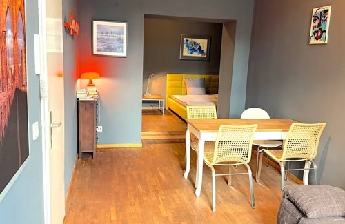 Altona-Nord Apartment | Beautiful apartment in the trendy Ottensen district near the S-Bahn